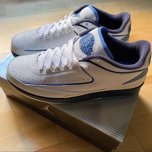 Air Jordan 2 Retro Low University Blue